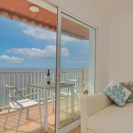 Apartment La Perla Seaview *